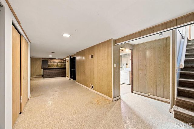 21 Saint Henry Court, St Charles, MO 63301