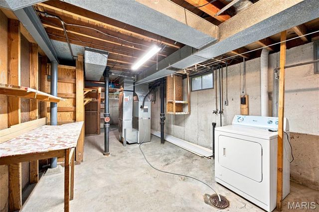 21 Saint Henry Court, St Charles, MO 63301