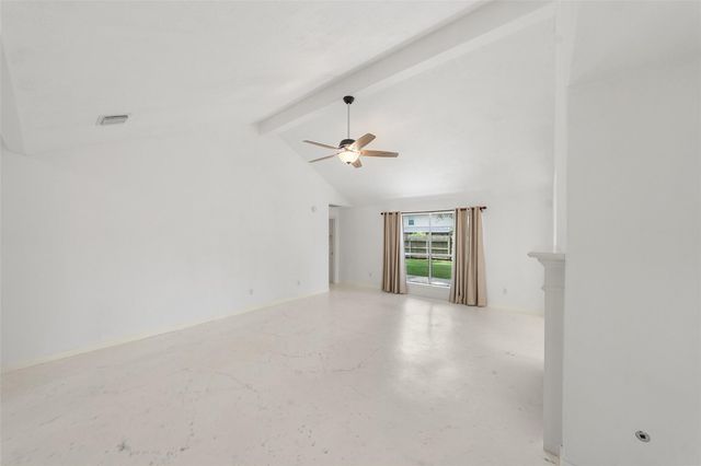 15 Gold Leaf Place, The Woodlands, TX 77384