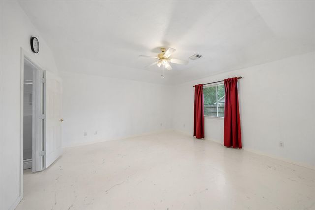 15 Gold Leaf Place, The Woodlands, TX 77384