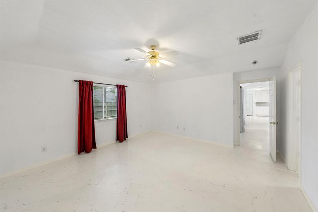 15 Gold Leaf Place, The Woodlands, TX 77384