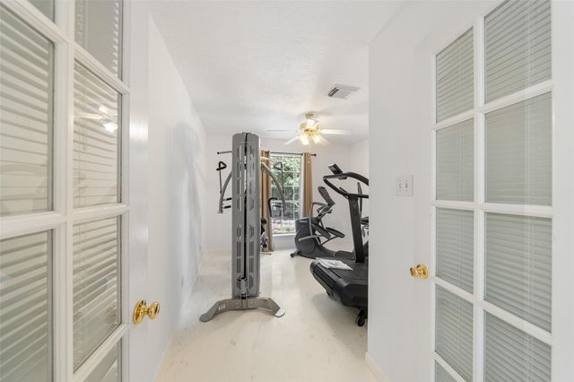 15 Gold Leaf Place, The Woodlands, TX 77384