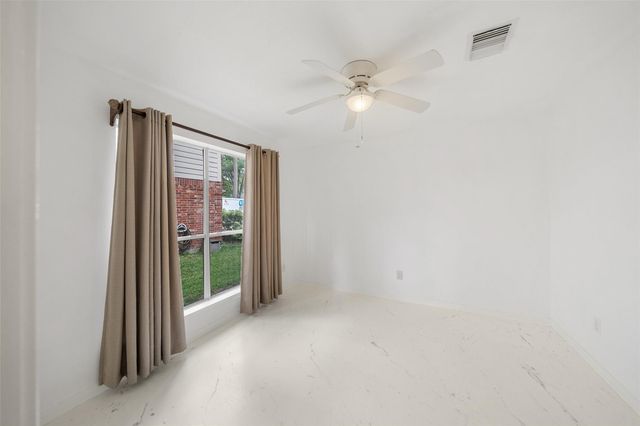 15 Gold Leaf Place, The Woodlands, TX 77384