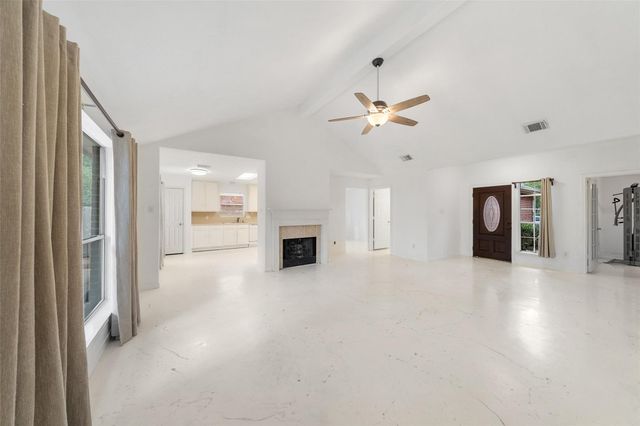 15 Gold Leaf Place, The Woodlands, TX 77384