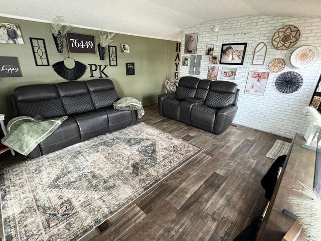 201 Rock Creek Road 37, Graford, TX 76449