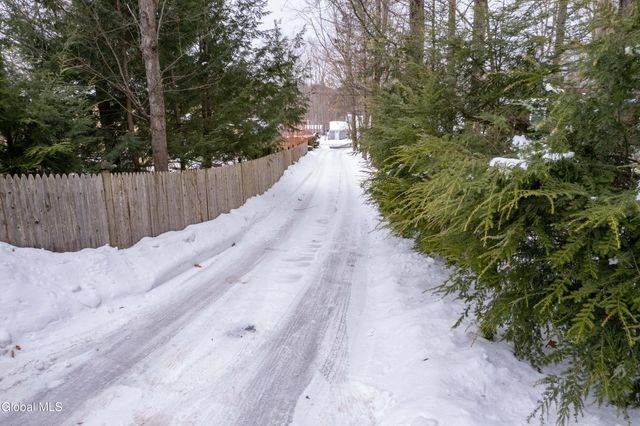 13 Glenbrook Drive, Clifton Park, NY 12065