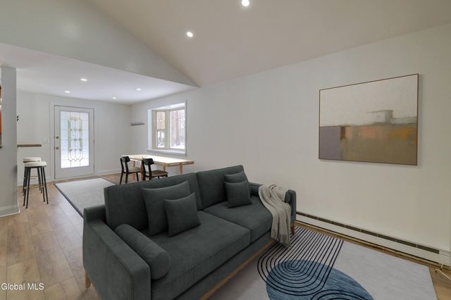 13 Glenbrook Drive, Clifton Park, NY 12065