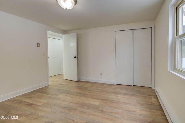 13 Glenbrook Drive, Clifton Park, NY 12065