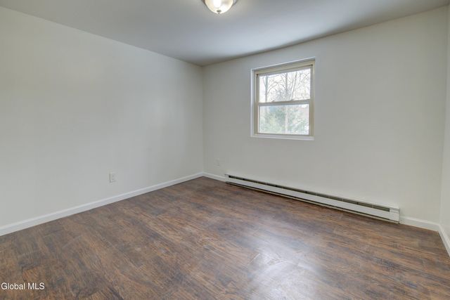 13 Glenbrook Drive, Clifton Park, NY 12065