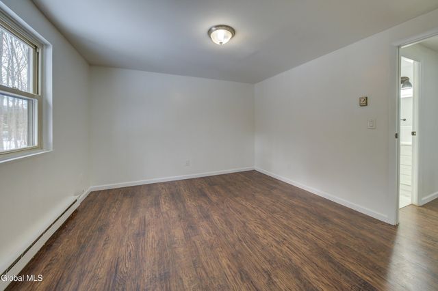 13 Glenbrook Drive, Clifton Park, NY 12065