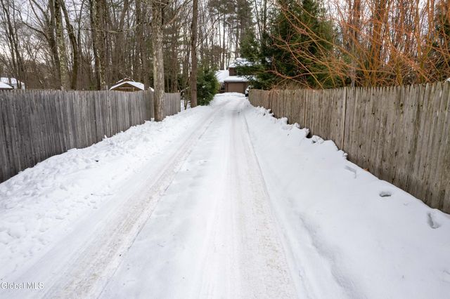 13 Glenbrook Drive, Clifton Park, NY 12065