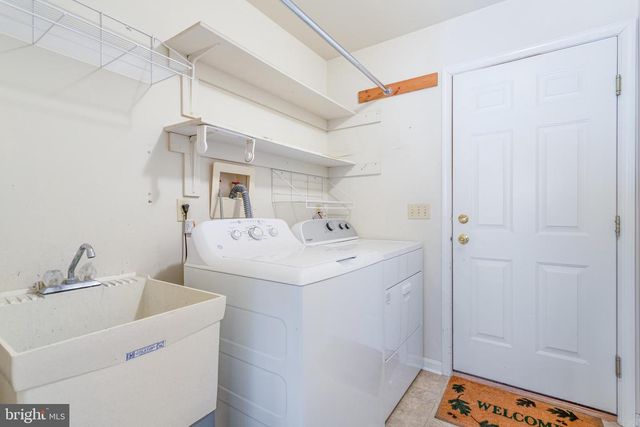 11 BRIDLE RD, Shrewsbury, PA 17361