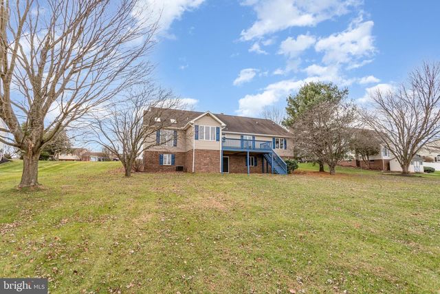 11 BRIDLE RD, Shrewsbury, PA 17361