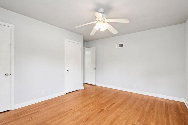 1011 W Silver Spring DRIVE, Milwaukee, WI 53209