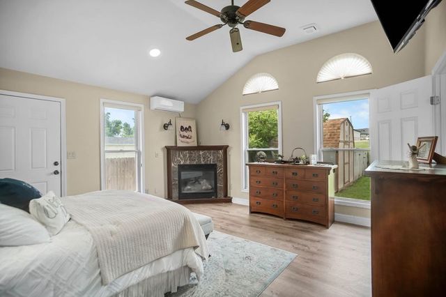 836 S Chateau Drive, Rogers, AR 72758