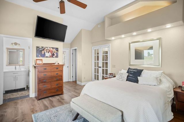 836 S Chateau Drive, Rogers, AR 72758
