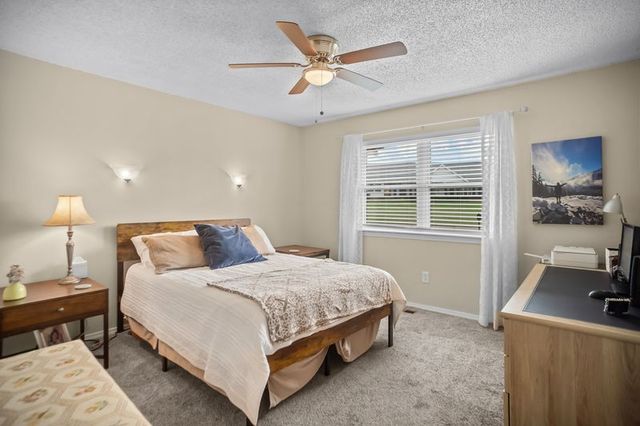 836 S Chateau Drive, Rogers, AR 72758