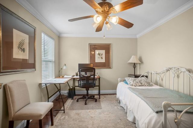 836 S Chateau Drive, Rogers, AR 72758
