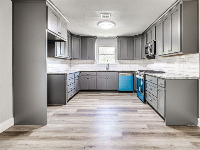 5704 Earl Drive, Shawnee, OK 74804