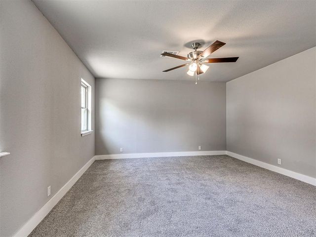 5704 Earl Drive, Shawnee, OK 74804