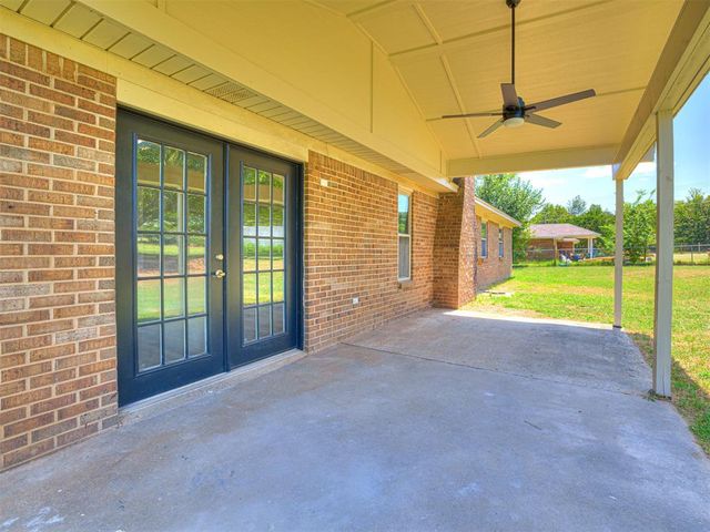 5704 Earl Drive, Shawnee, OK 74804