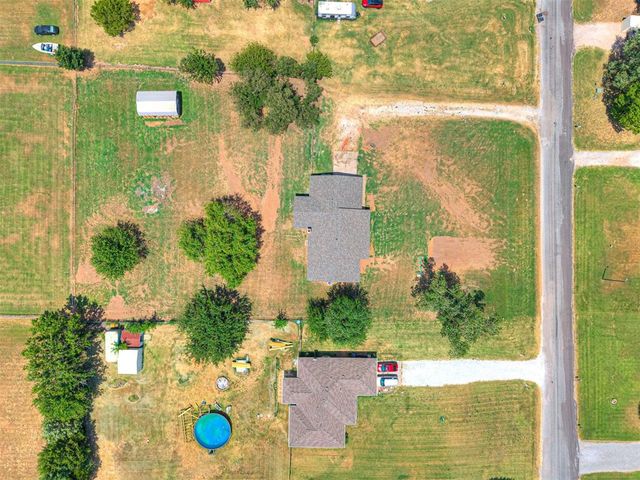 5704 Earl Drive, Shawnee, OK 74804