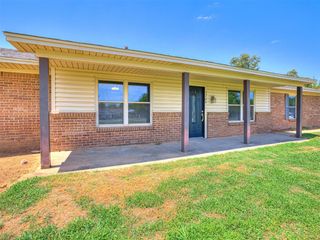 5704 Earl Drive, Shawnee, OK 74804