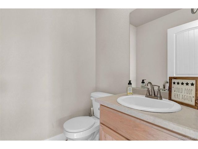 10512 18th St, Greeley, CO 80634