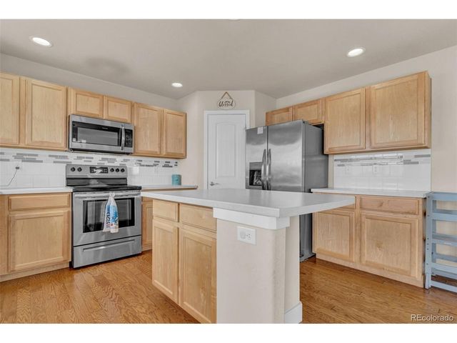 10512 18th St, Greeley, CO 80634