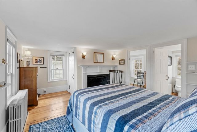 1 High St, Rockport, MA 01966