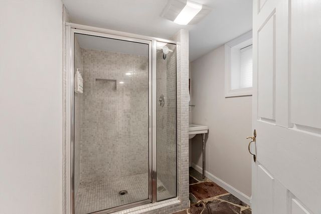 1 High St, Rockport, MA 01966