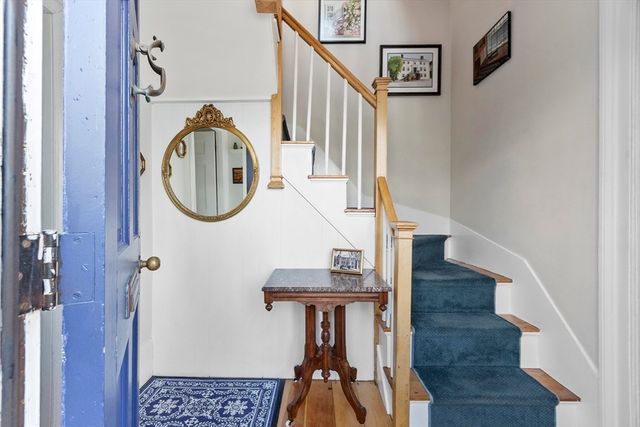 1 High St, Rockport, MA 01966