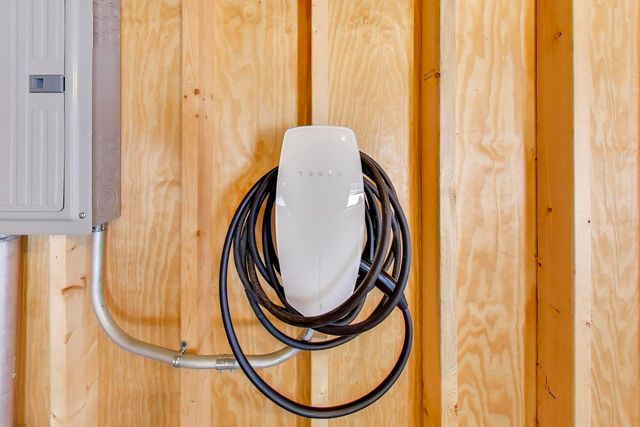 2649 Crawford Avenue, Evanston, IL 60201