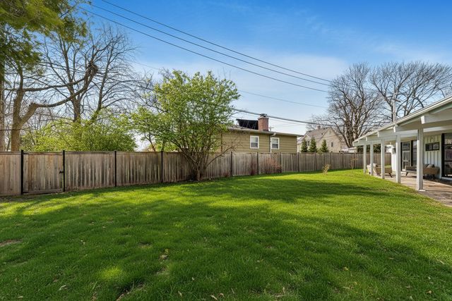 2649 Crawford Avenue, Evanston, IL 60201