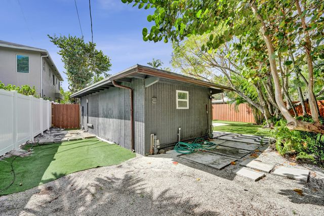 711 SW 17th Street 2, Fort Lauderdale, FL 33315