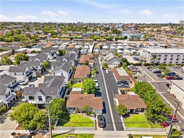 131 E 21st Street, Costa Mesa, CA 92627