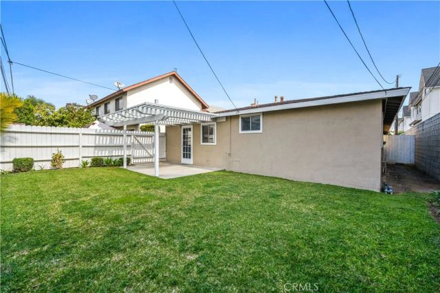 131 E 21st Street, Costa Mesa, CA 92627