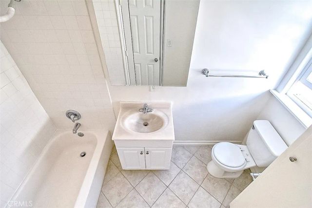 131 E 21st Street, Costa Mesa, CA 92627