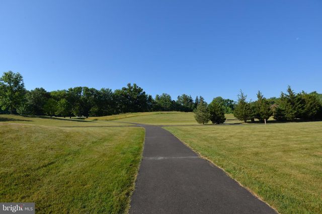 3901 DAYSTAR DR, Doylestown, PA 18902