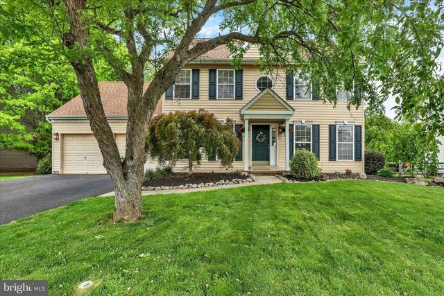 3901 DAYSTAR DR, Doylestown, PA 18902
