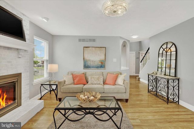 3901 DAYSTAR DR, Doylestown, PA 18902
