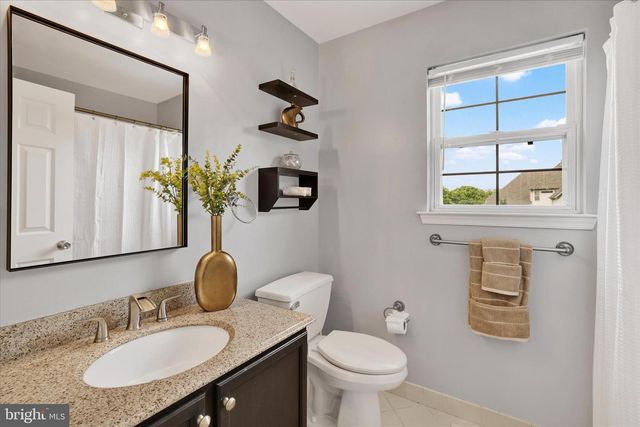 3901 DAYSTAR DR, Doylestown, PA 18902