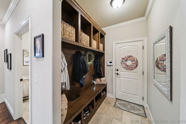 6381 N Locust Lane, Owasso, OK 74055