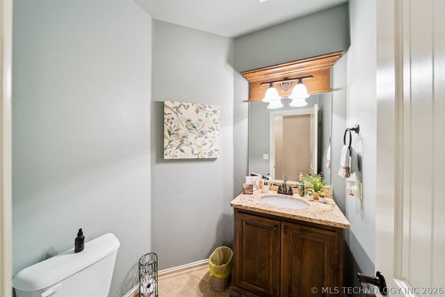 6381 N Locust Lane, Owasso, OK 74055