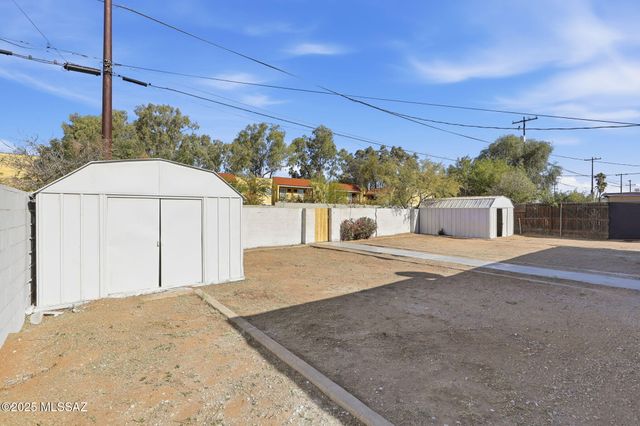 4221 E 31st Street, Tucson, AZ 85711