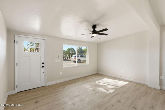 4221 E 31st Street, Tucson, AZ 85711