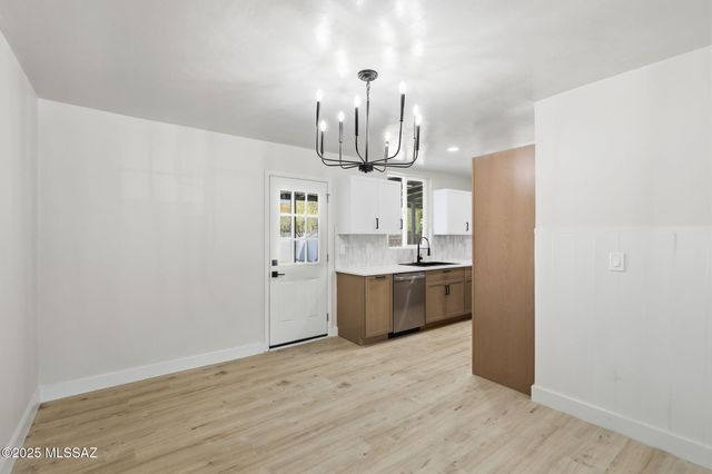 4221 E 31st Street, Tucson, AZ 85711