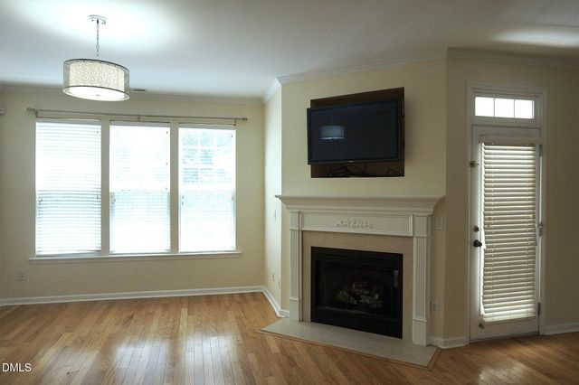 5455 Crescentview Parkway 5455, Raleigh, NC 27606