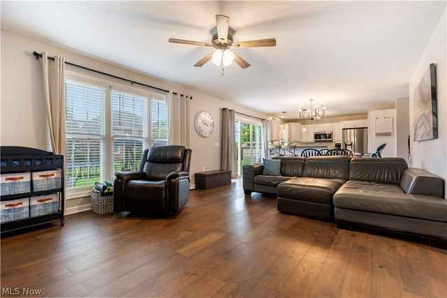 1319 Parkdale Drive, Dover, OH 44622