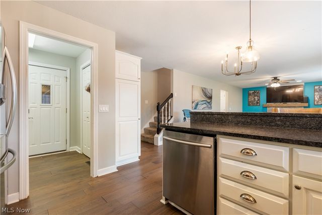 1319 Parkdale Drive, Dover, OH 44622